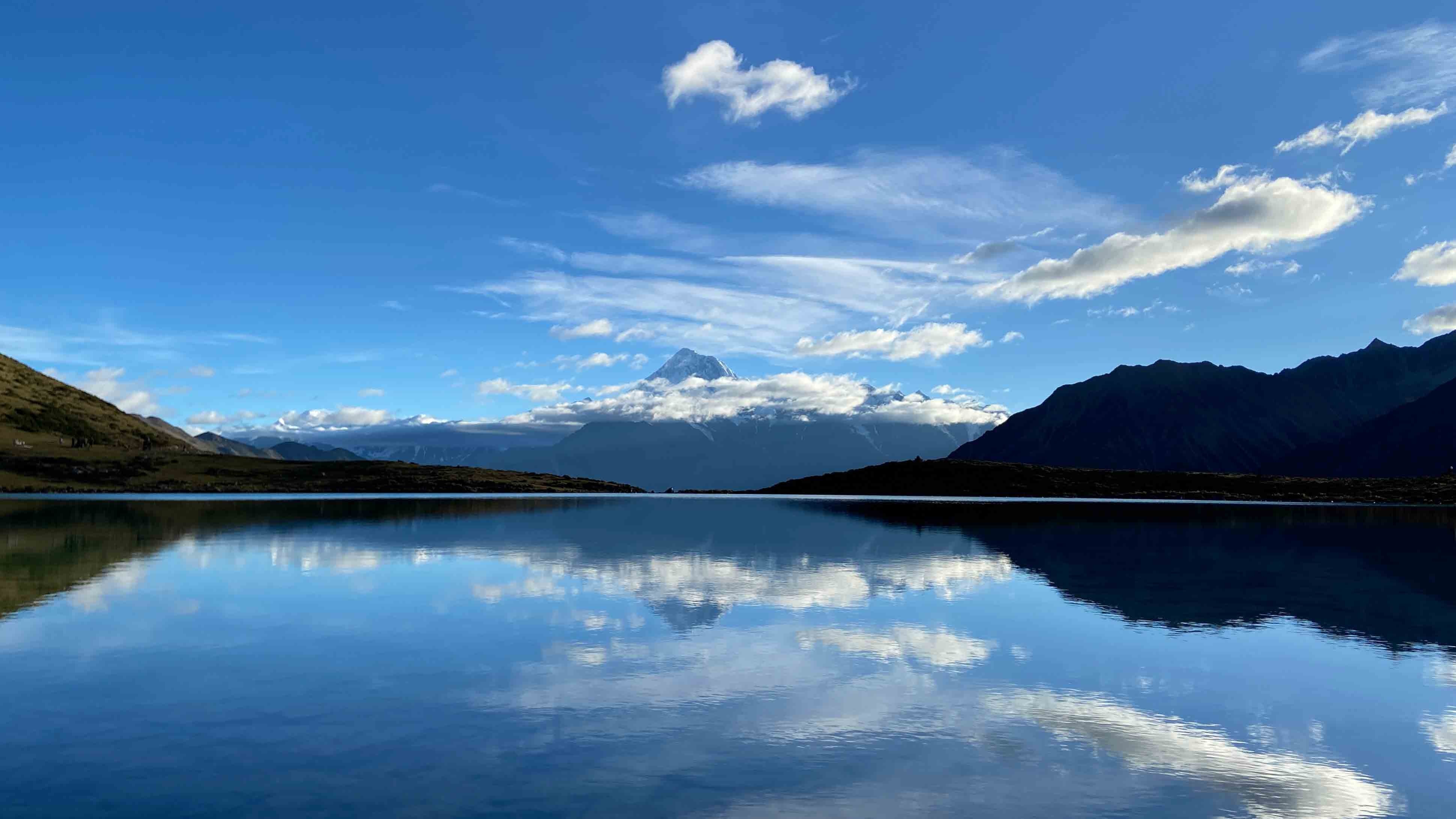 Mount Gongga landscape photographed by Hanwen Liu