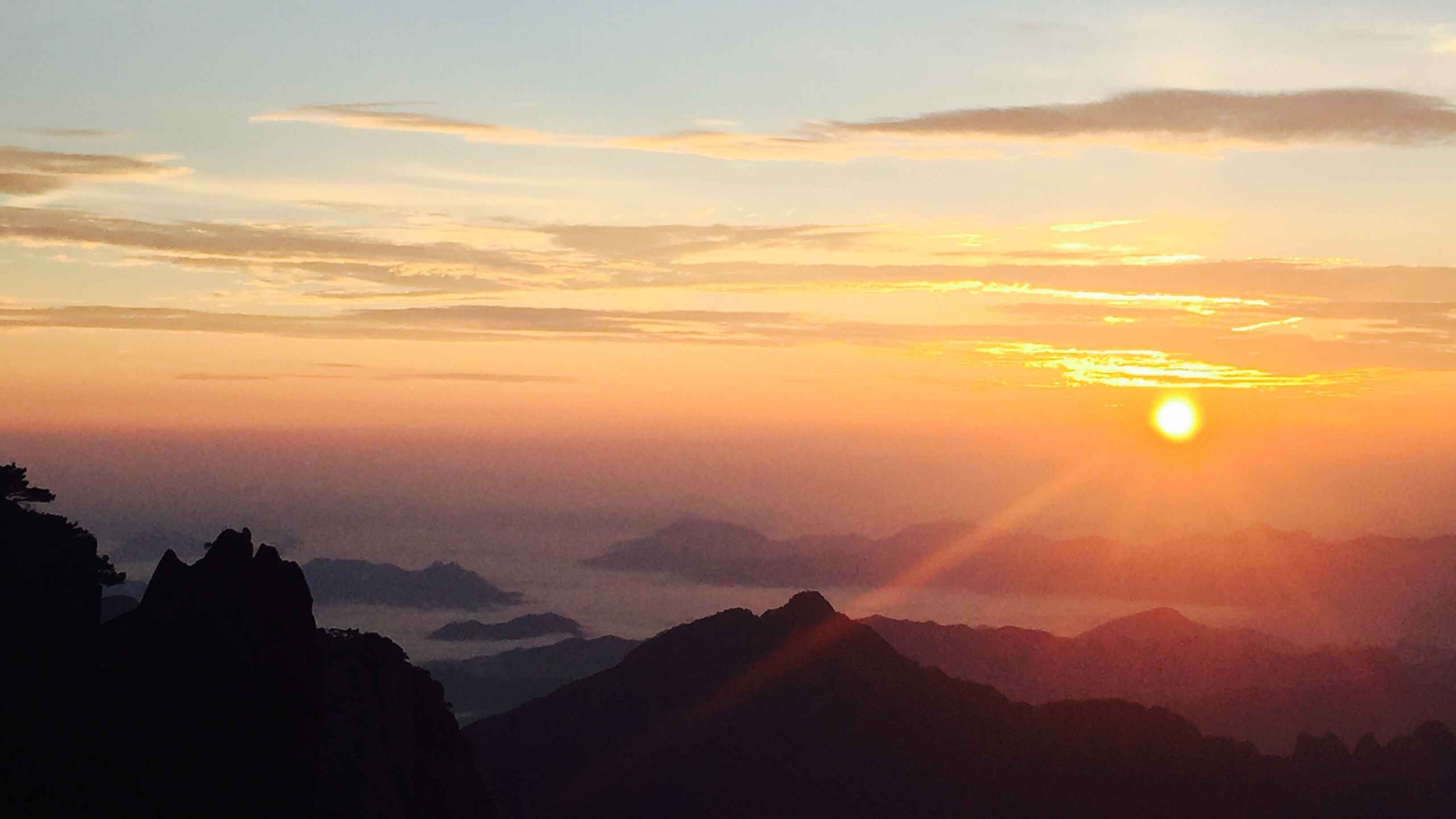 Huangshan landscape photographed by Hanwen Liu